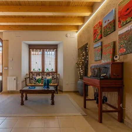 Hotel El Jaraiz De Don Marciano Villaverde de Medina