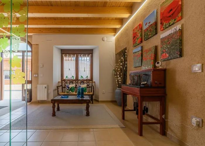 ホテル El Jaraiz De Don Marciano Villaverde de Medina